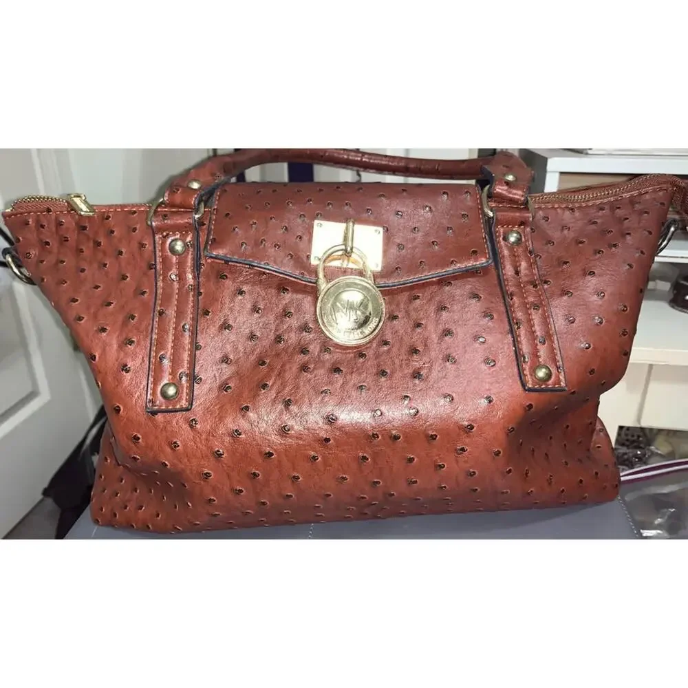 Michael Kors sophisticated michael